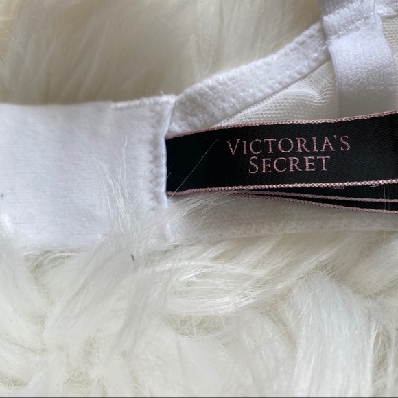 Victoria Secret Very Sexy White Lace Push-up 32DDD - Picture 6 of 11